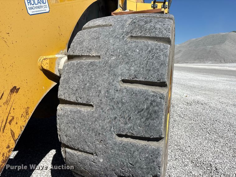 image for item ER3426 2007 Komatsu WA600-6 wheel loader