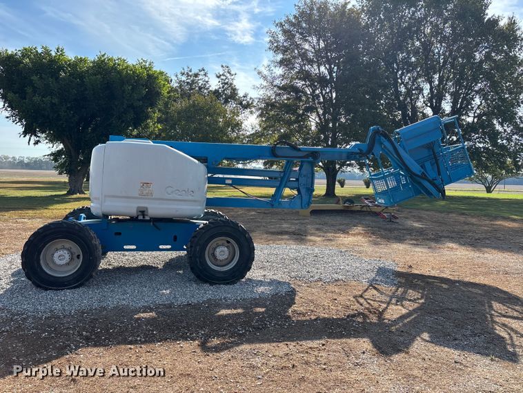 image for item ER3440 2000 Genie Z4525 boom lift