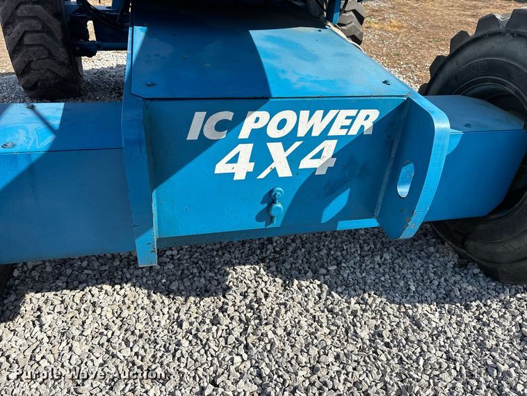 image for item ER3440 2000 Genie Z4525 boom lift