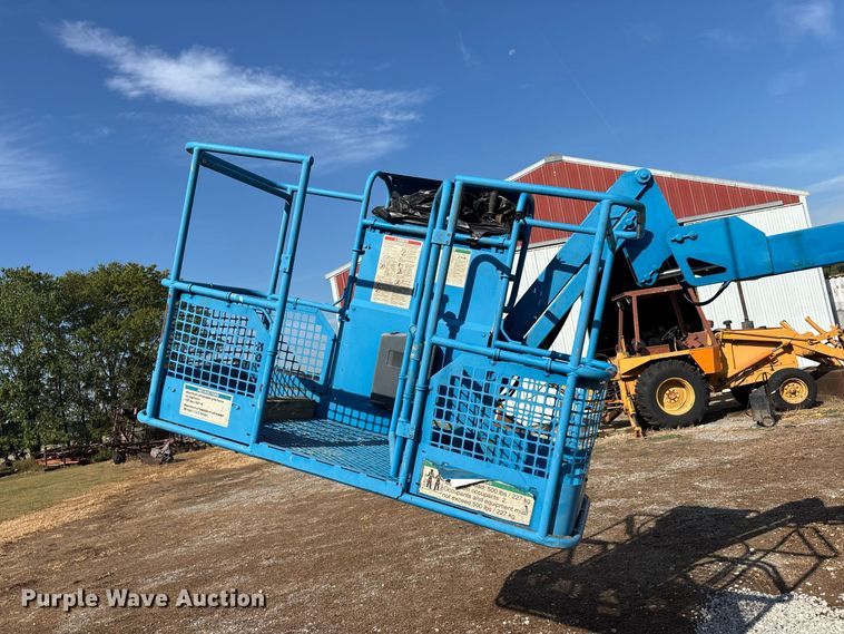 image for item ER3440 2000 Genie Z4525 boom lift