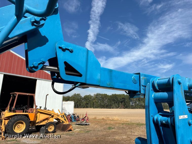 image for item ER3440 2000 Genie Z4525 boom lift