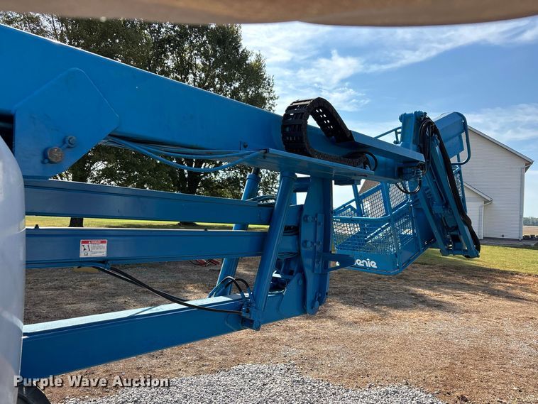 image for item ER3440 2000 Genie Z4525 boom lift