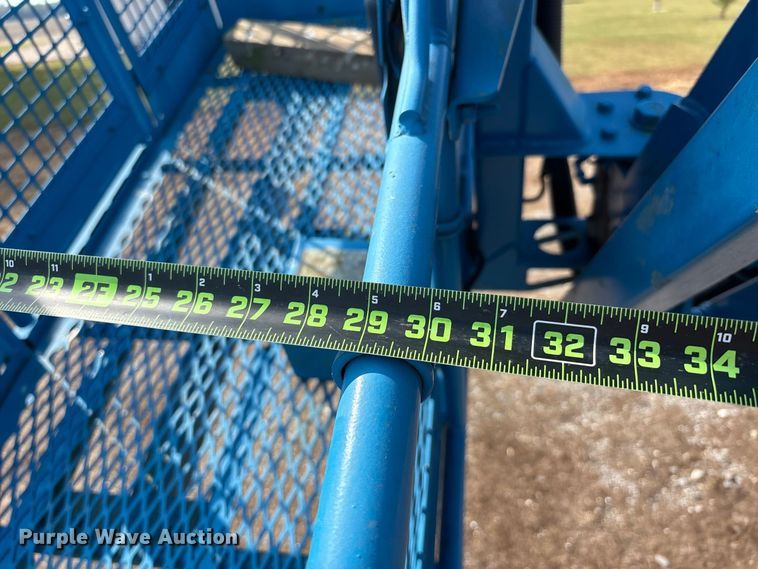 image for item ER3440 2000 Genie Z4525 boom lift