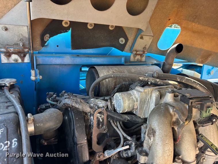 image for item ER3440 2000 Genie Z4525 boom lift