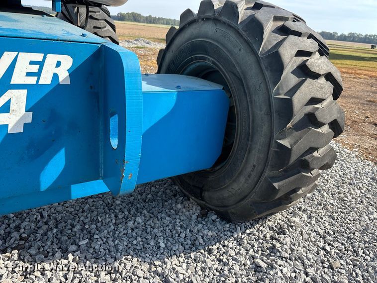 image for item ER3440 2000 Genie Z4525 boom lift