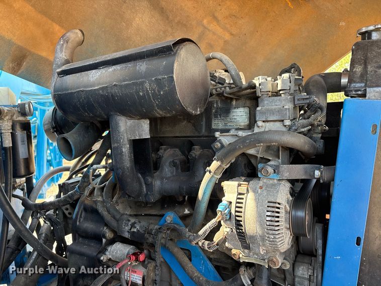 image for item ER3440 2000 Genie Z4525 boom lift