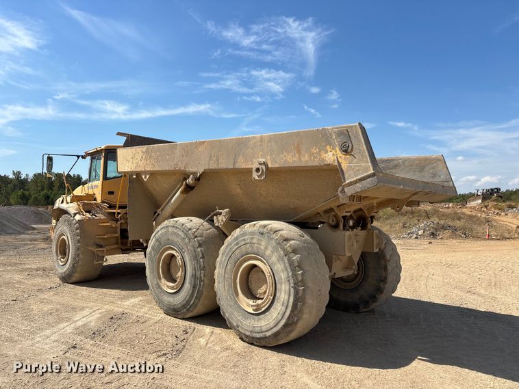 image for item ER3441 2004 Volvo A40D articulated haul truck