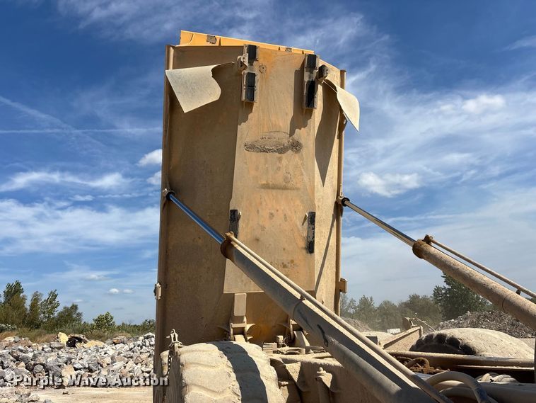 image for item ER3441 2004 Volvo A40D articulated haul truck