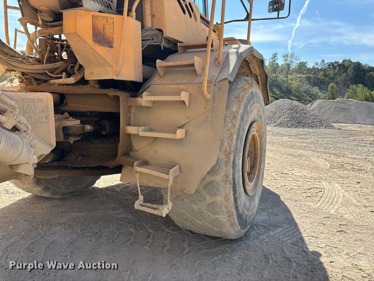 image for item ER3441 2004 Volvo A40D articulated haul truck