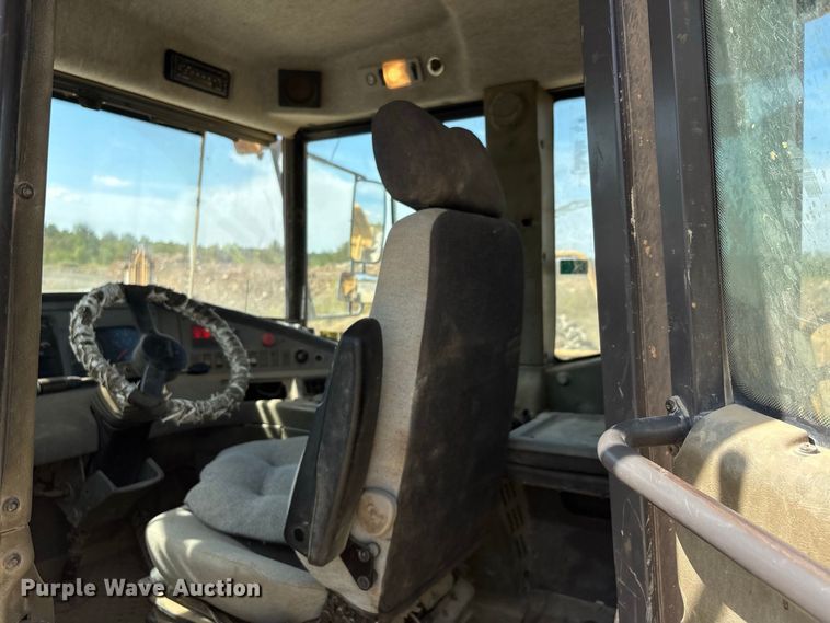 image for item ER3441 2004 Volvo A40D articulated haul truck
