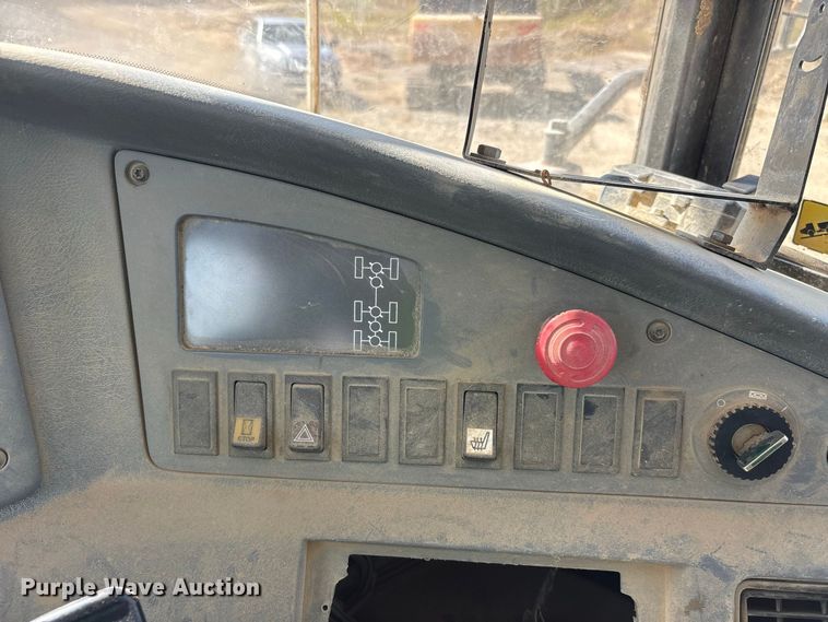 image for item ER3441 2004 Volvo A40D articulated haul truck