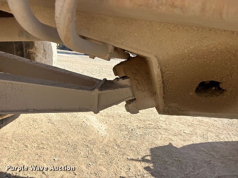image for item ER3441 2004 Volvo A40D articulated haul truck