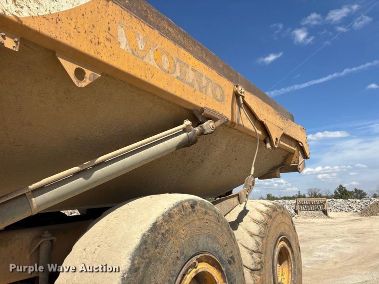image for item ER3442 2005 Volvo A40D articulated haul truck