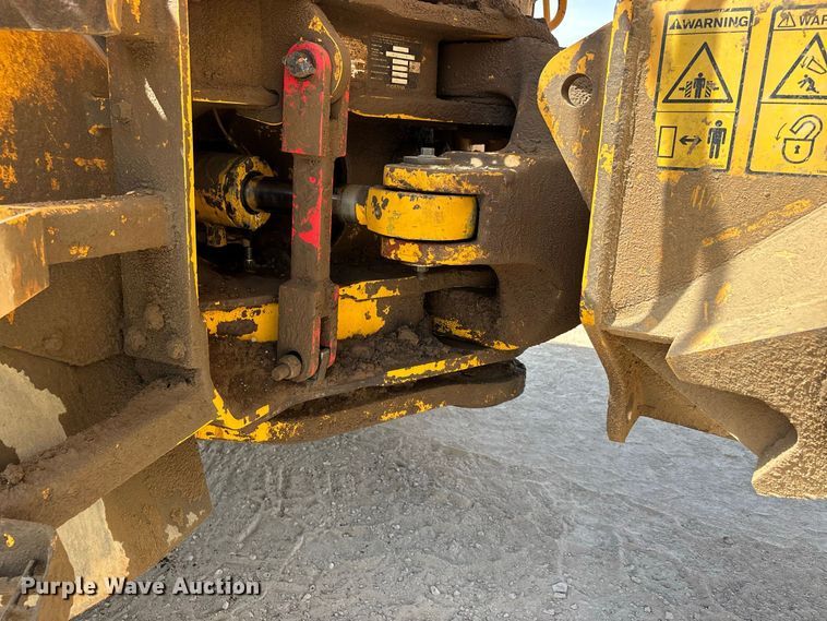 image for item ER3442 2005 Volvo A40D articulated haul truck