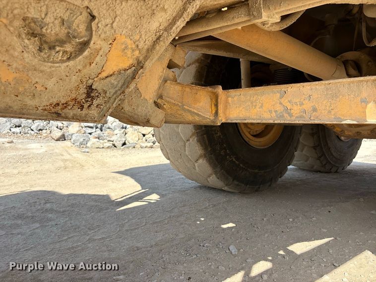 image for item ER3442 2005 Volvo A40D articulated haul truck