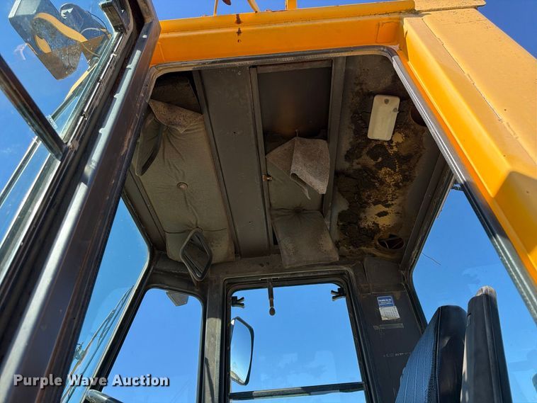 image for item ER3450 1995 Komatsu WA180 wheel loader