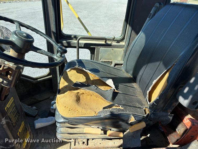 image for item ER3450 1995 Komatsu WA180 wheel loader