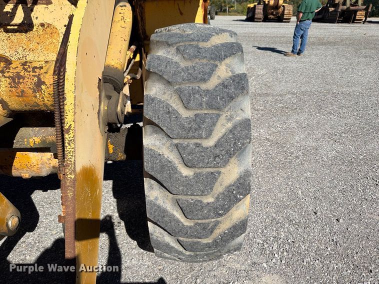 image for item ER3450 1995 Komatsu WA180 wheel loader