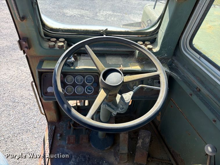 image for item ER3451 1985 Caterpillar 621B 
