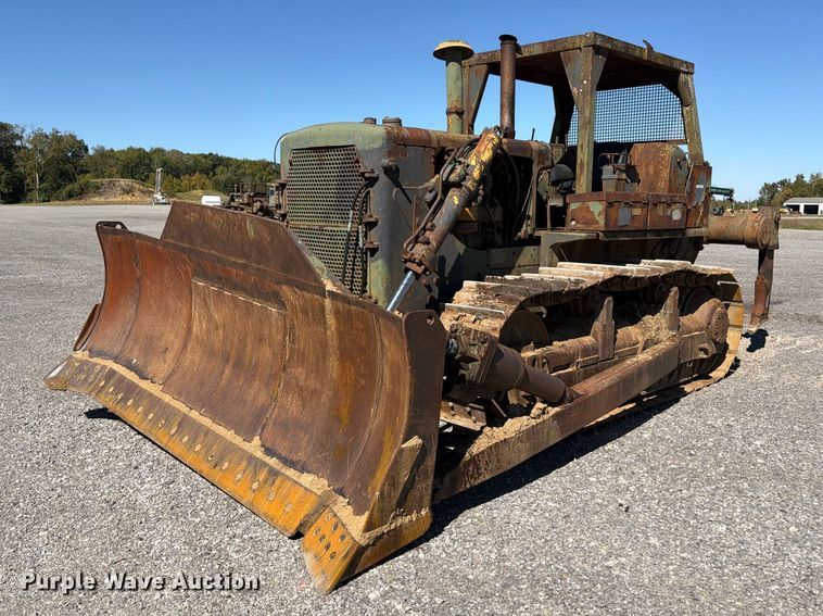 image for item ER3452 1968 Caterpillar D7E dozer