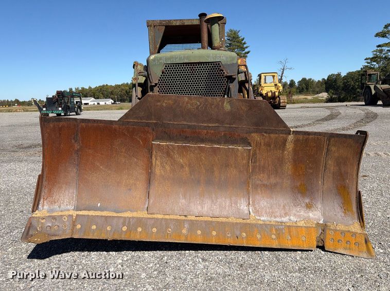 image for item ER3452 1968 Caterpillar D7E dozer