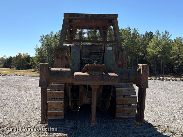 image for item ER3452 1968 Caterpillar D7E dozer