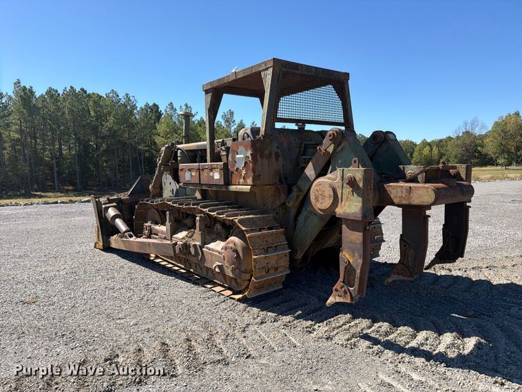 image for item ER3452 1968 Caterpillar D7E dozer