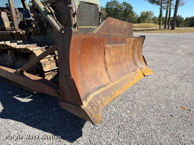 image for item ER3452 1968 Caterpillar D7E dozer