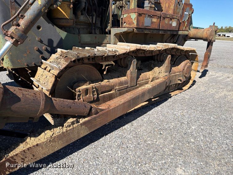 image for item ER3452 1968 Caterpillar D7E dozer