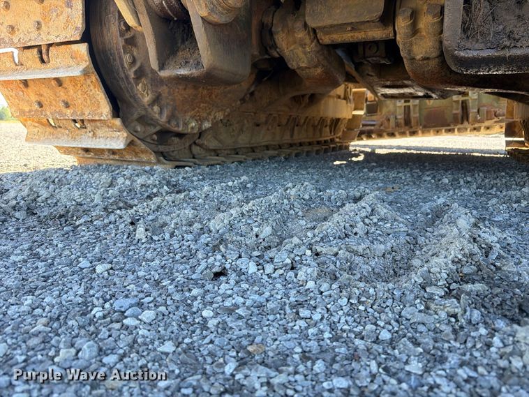 image for item ER3452 1968 Caterpillar D7E dozer