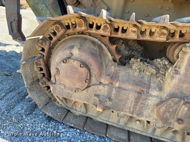 image for item ER3452 1968 Caterpillar D7E dozer