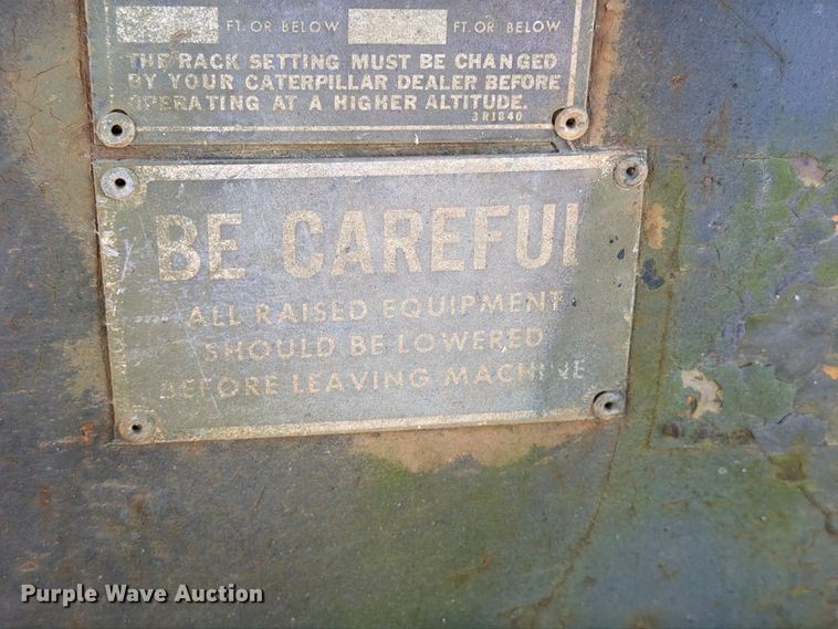 image for item ER3452 1968 Caterpillar D7E dozer