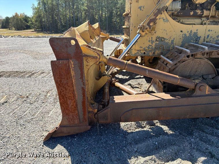 image for item ER3453 1976 Caterpillar D8K dozer
