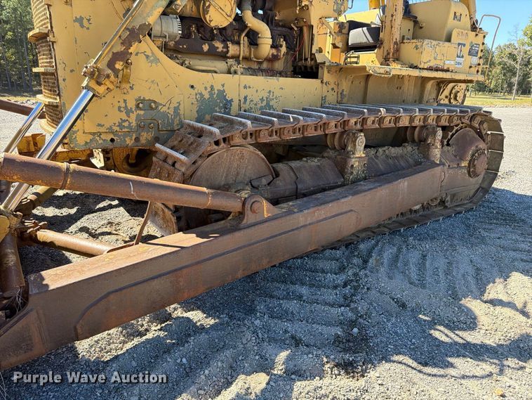 image for item ER3453 1976 Caterpillar D8K dozer