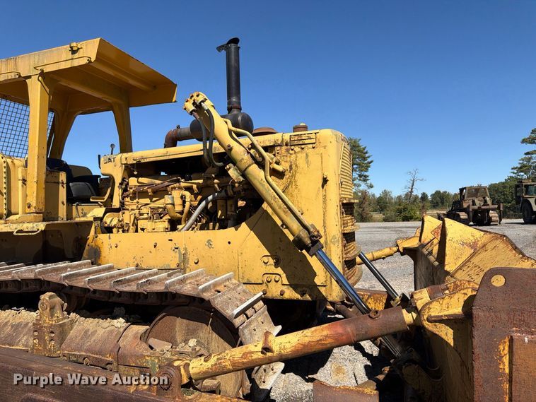 image for item ER3453 1976 Caterpillar D8K dozer