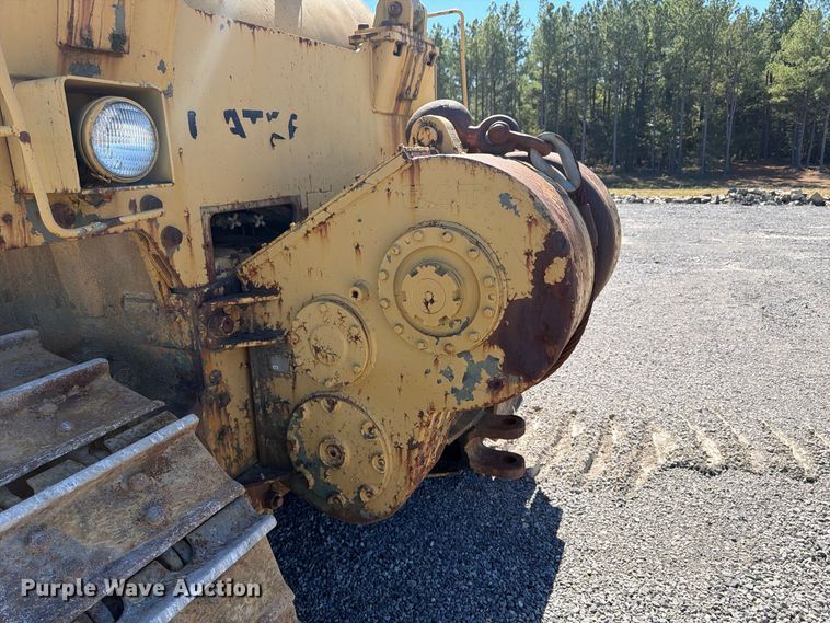 image for item ER3453 1976 Caterpillar D8K dozer