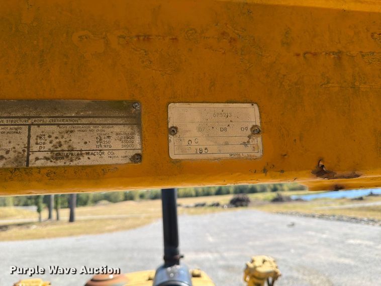 image for item ER3453 1976 Caterpillar D8K dozer