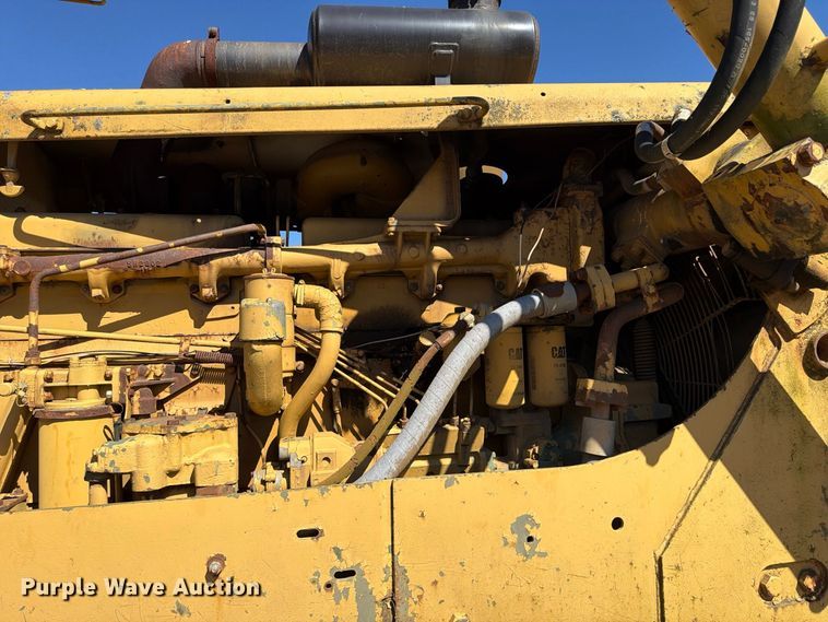 image for item ER3453 1976 Caterpillar D8K dozer