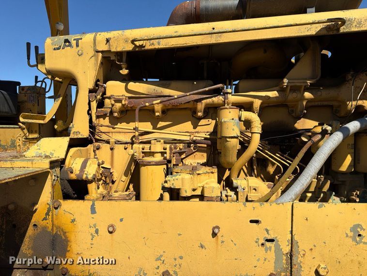 image for item ER3453 1976 Caterpillar D8K dozer