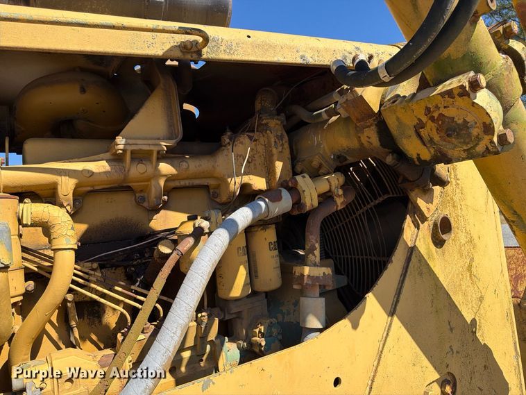 image for item ER3453 1976 Caterpillar D8K dozer
