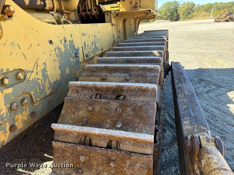 image for item ER3453 1976 Caterpillar D8K dozer