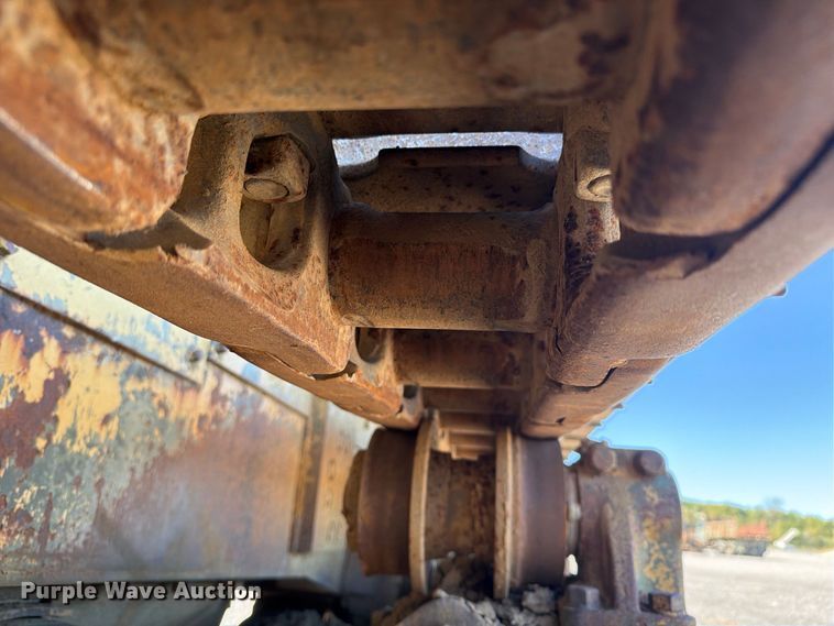 image for item ER3453 1976 Caterpillar D8K dozer