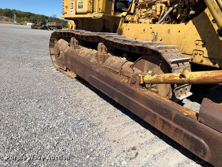 image for item ER3453 1976 Caterpillar D8K dozer