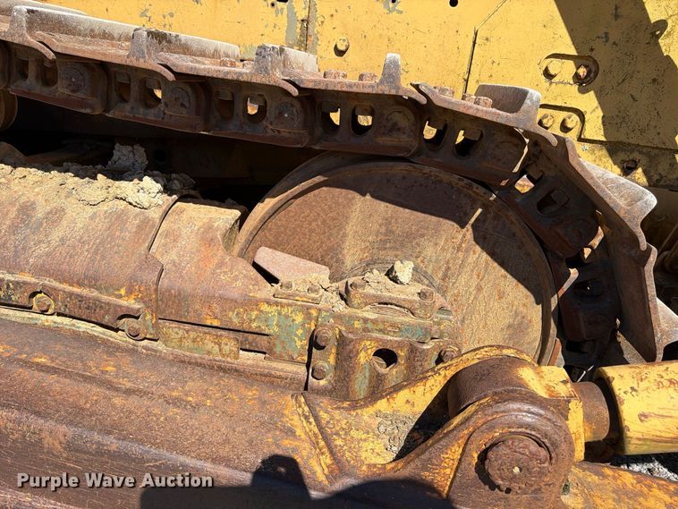 image for item ER3453 1976 Caterpillar D8K dozer