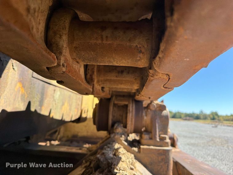 image for item ER3453 1976 Caterpillar D8K dozer
