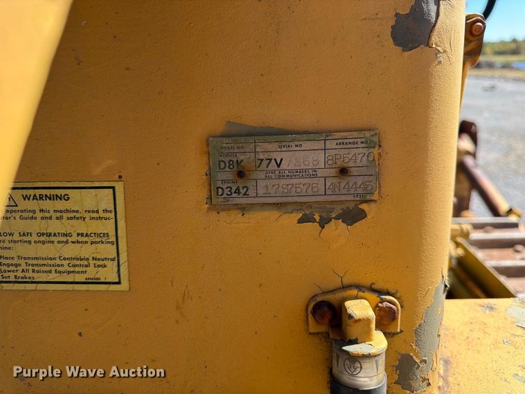 image for item ER3453 1976 Caterpillar D8K dozer