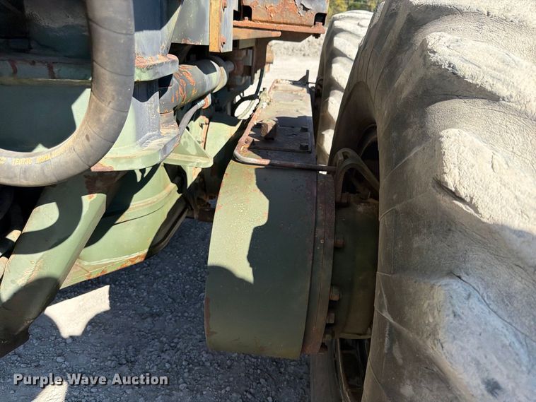image for item ER3454 1983 Caterpillar 130G MIL motor grader