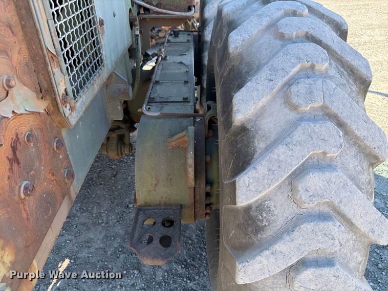 image for item ER3454 1983 Caterpillar 130G MIL motor grader
