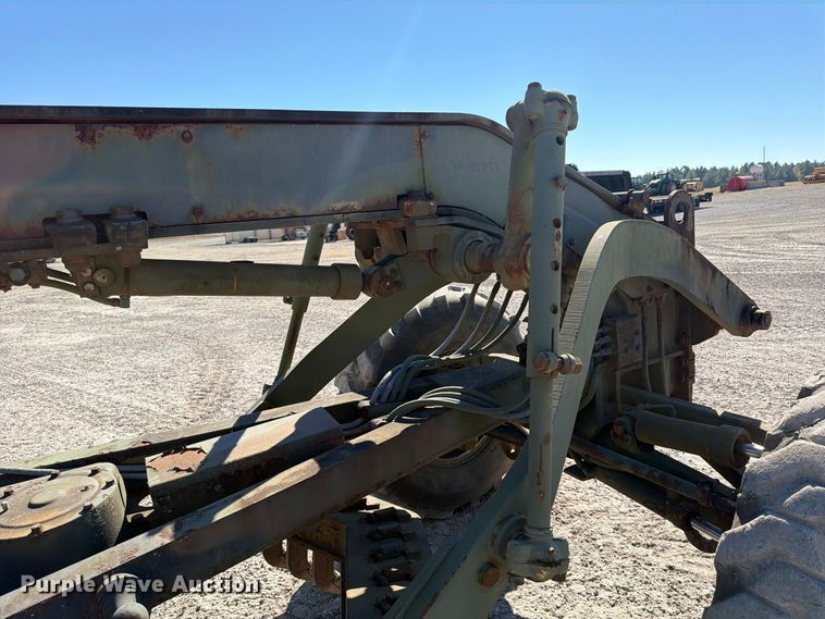 image for item ER3454 1983 Caterpillar 130G MIL motor grader