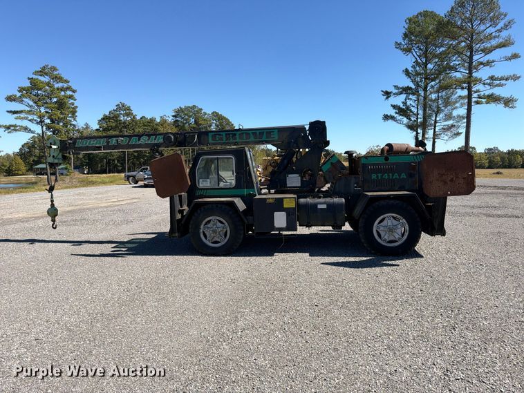 image for item ER3455 1985 Grove RT41AA crane